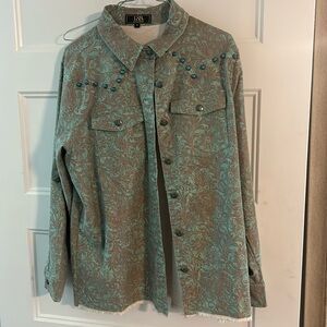 Green long sleeve button down shirt